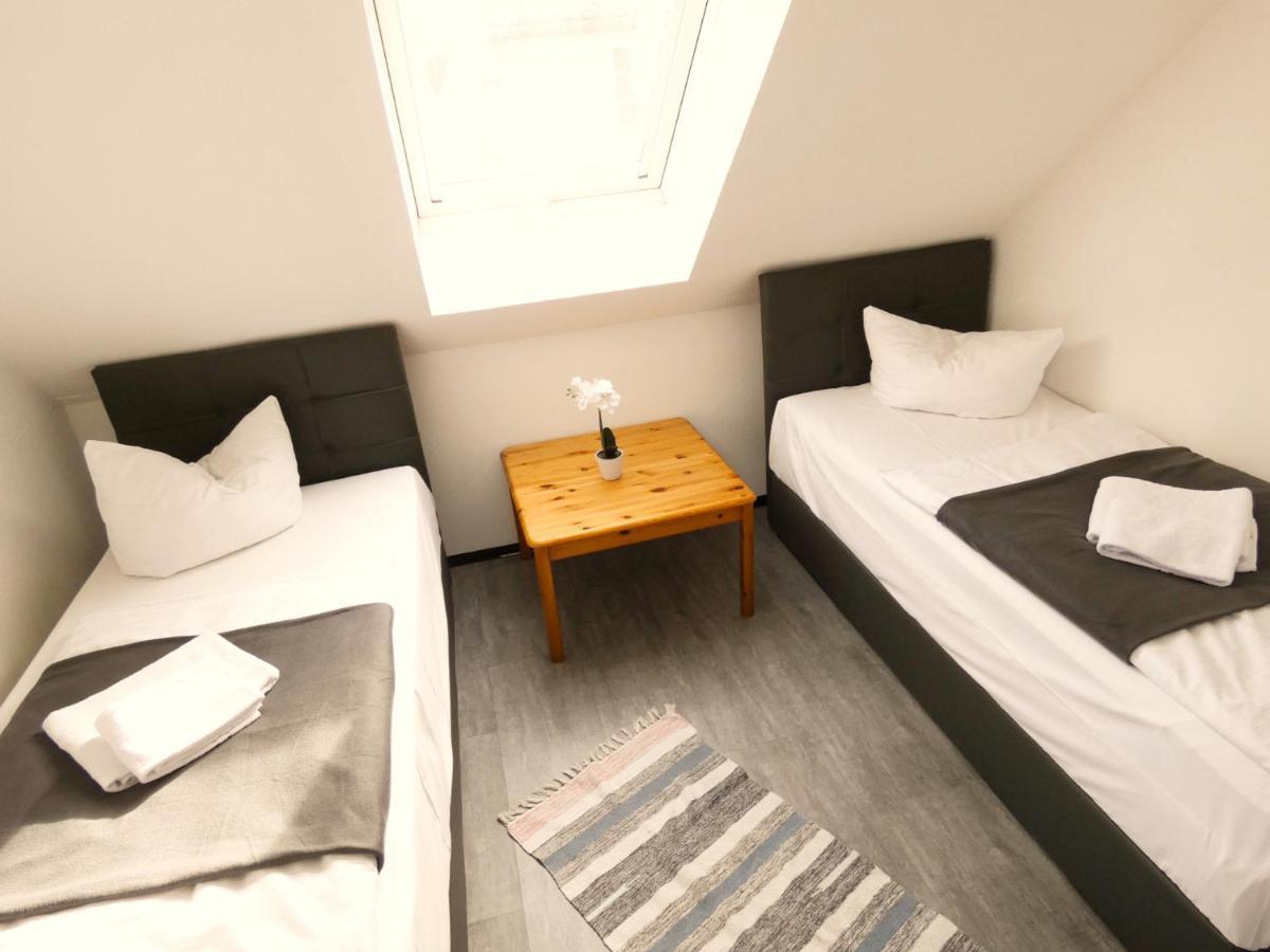 Sunnyhome Monteurwohnungen Und Apartments In Schwandorf מראה חיצוני תמונה